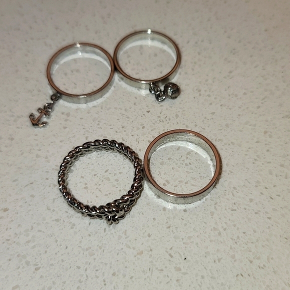 4 stackable rings H&M - Picture 1 of 6